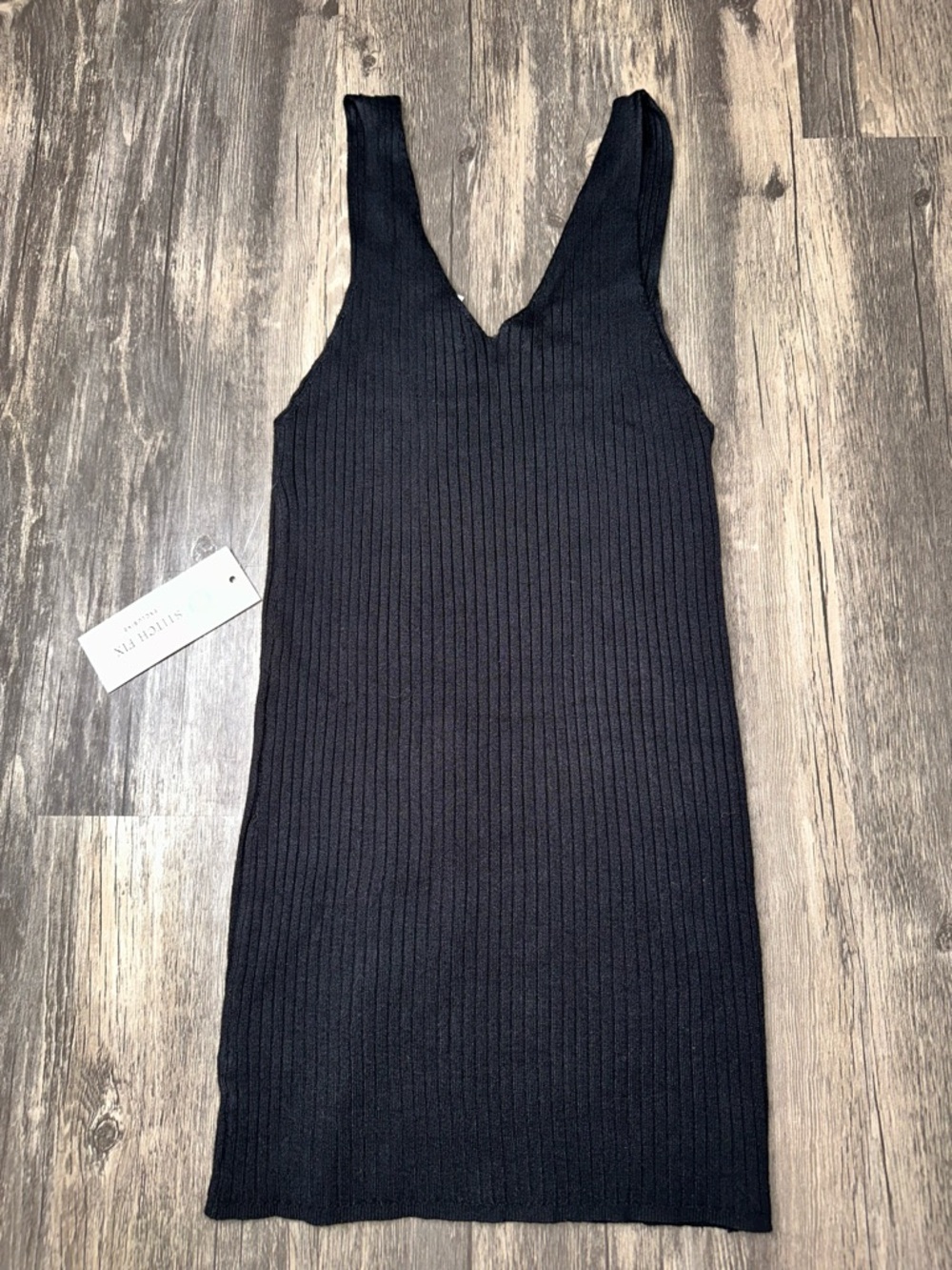 Pink Clover Black Ribbed Knit Tank Top Sleeveless Stretch Size M Stitch Fix NWT